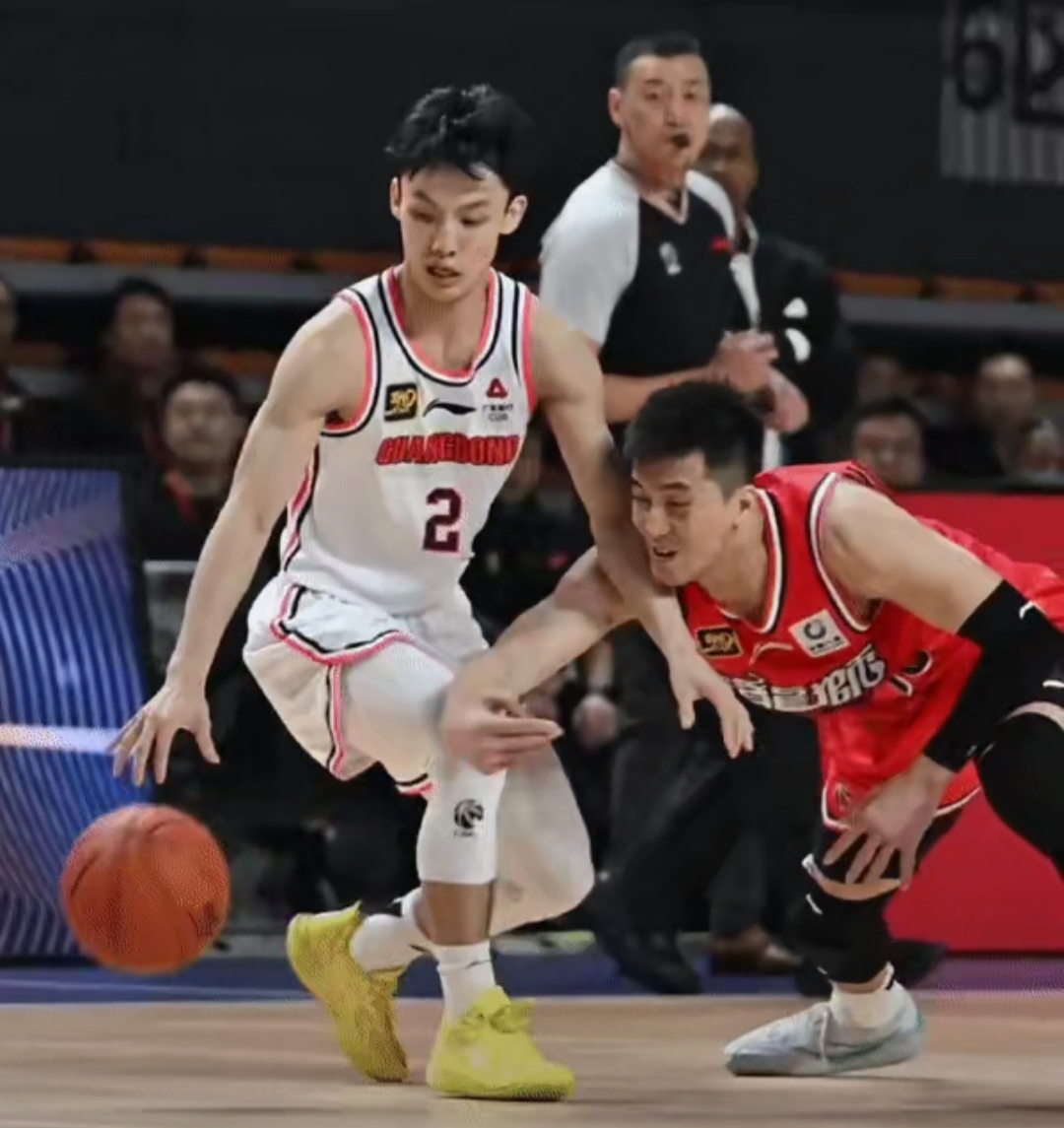 郭艾伦NBA夏季联赛集锦：对阵国王砍下20分5助攻(郭艾伦有打过nba夏季赛吗)