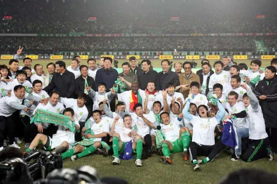 包含中超-法比奥帽子戏法国安4-0梅州15轮不败夺半程冠军的词条